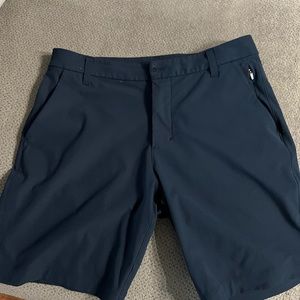 Lululemon Commission Classic Fit Dark Blue  7in shorts.